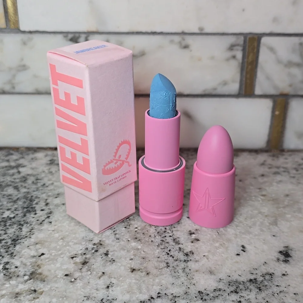 Jeffree Star Velvet Trap Lipstick Jawbreaker